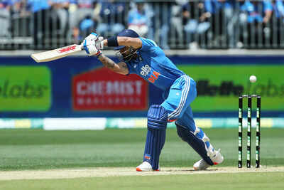 No room to breathe! Australia send another warning to Virat Kohli after duck in Perth | Cricket News