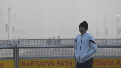Delhi’s Air Pollution Crisis: AQI Hits 372 to Start 2026, Anand Vihar Worst Affected | Delhi News